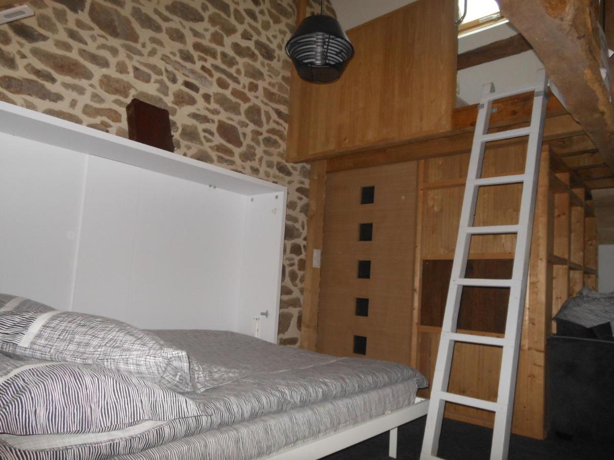Le Logis De Mordreuc Apartment Pleudihen-sur-Rance Exterior photo